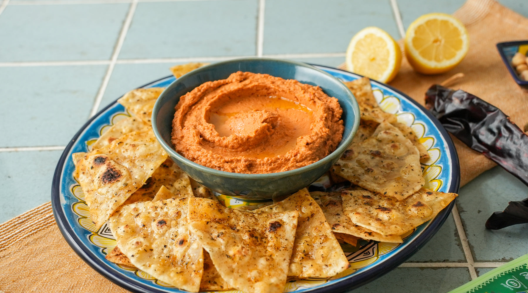 Guajillo Hummus & Chickpea Crisps